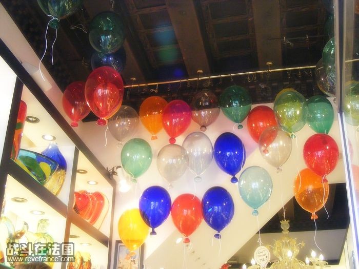 气球很漂亮吧,是玻璃做的哦~~