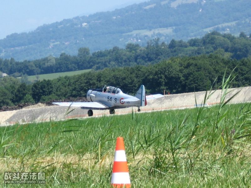 chambery_image016 AT6C TEXAN3236054-S-26 .jpg