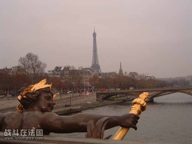 paris031_resize.jpg