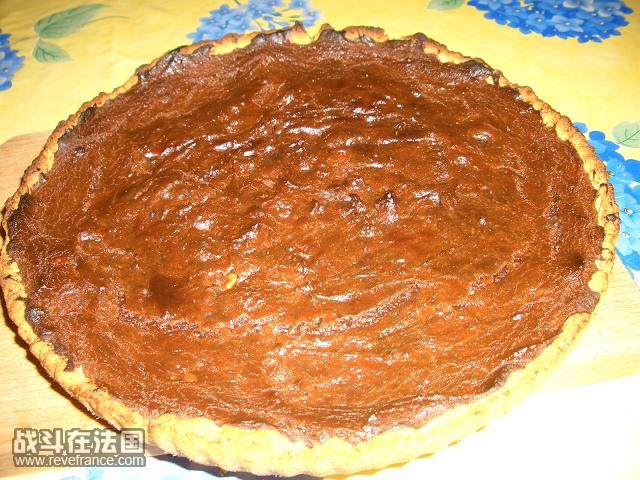 tarte de noix en chocolat.JPG
