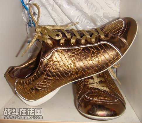 对金色没啥抵抗力