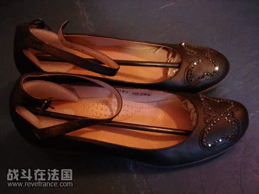 还是挺淑女的。