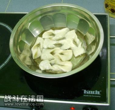 下锅后，要勤翻