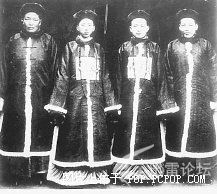 右二殿前太监王凤池