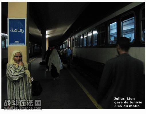 5h am gare de tunis