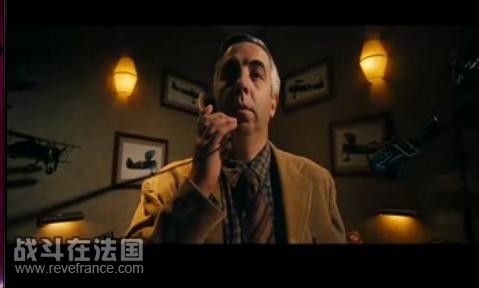 8sid用手机向历史老师要考题.jpg