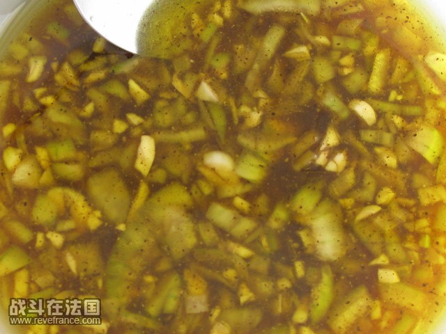 SAUCE~~是用橄榄油,所以多放也不怕~~