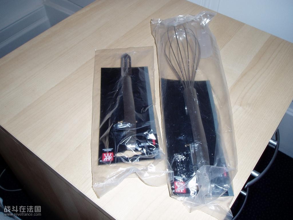 打蛋器和去皮的