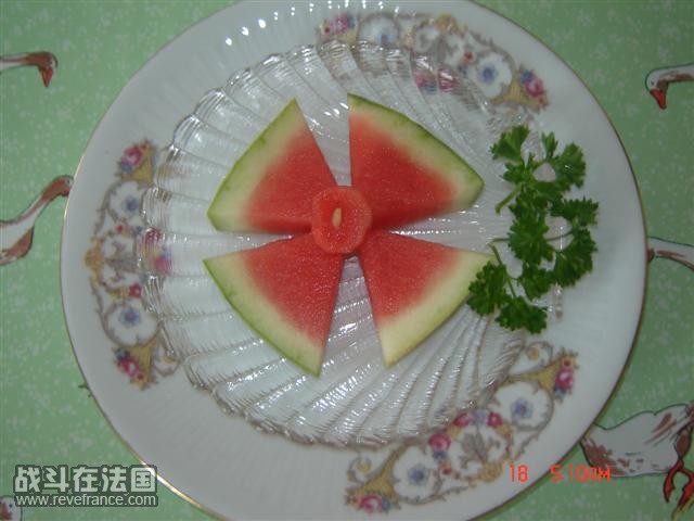 点缀裙腰纷不归small.JPG