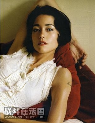 Sandrine Holt_02.jpg