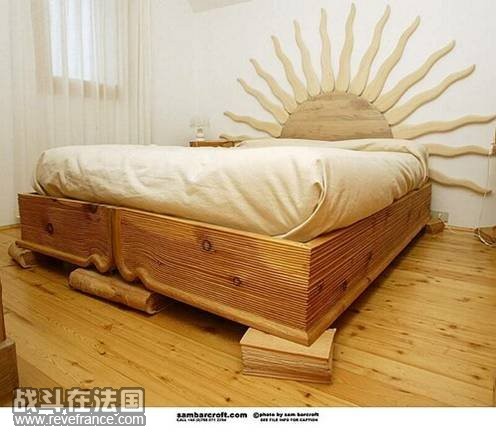 wooden bed....jpg