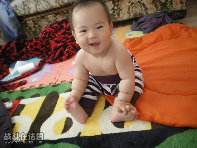 衣服被脱了 好热.JPG