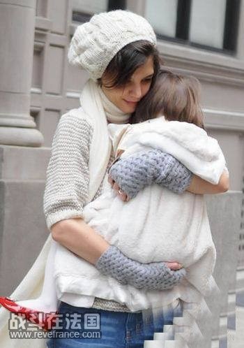 Katie Holmes-2k2.jpg