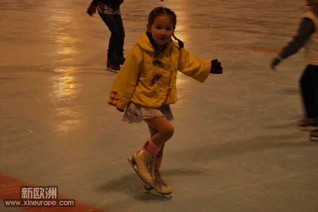 Alice26102009s.jpg