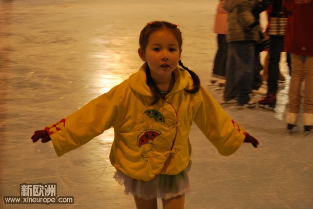 Alice26102009 (13)s.jpg