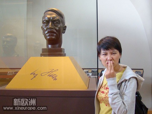 斯特勒的小胡子.JPG