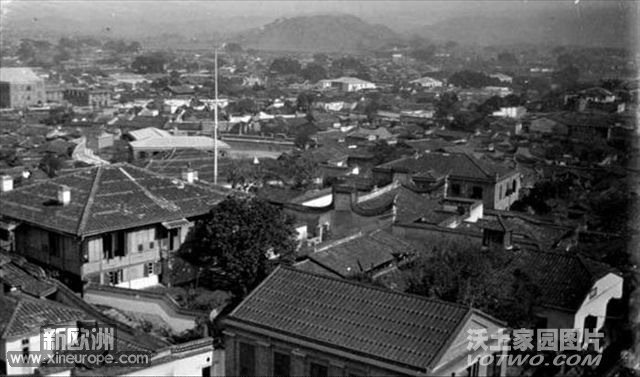 1920-1930年，福州在楼顶上看到的城区建筑.jpg
