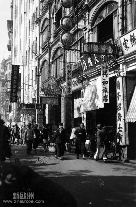 1944年，广西梧州的街头的一家旅店起名“共和”。牛B啊！.jpg
