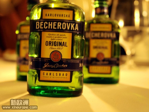 Becherovka1024.jpg
