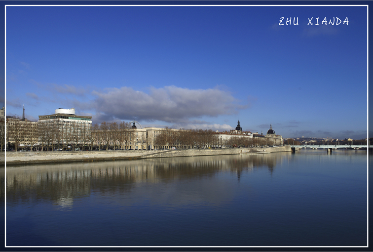 Le Rhone.jpg