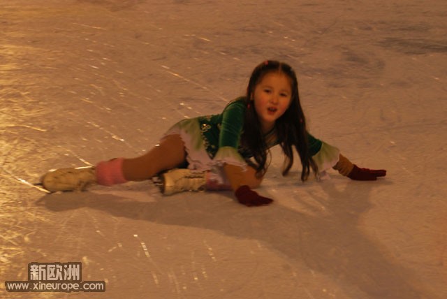 滑冰01032010 (7).JPG