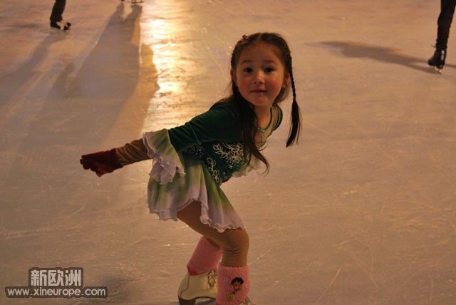 滑冰01032010 (2).jpg