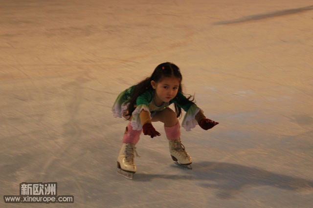 滑冰01032010 (11).JPG