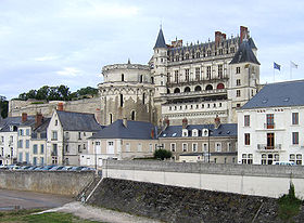 280px-AmboiseLeChateau.JPG.jpeg