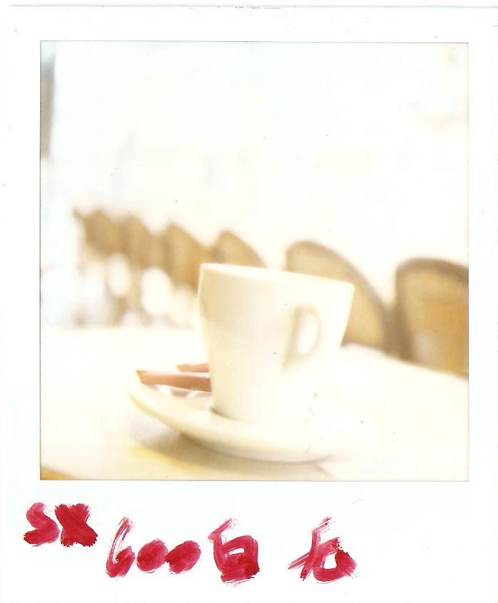 清晨的咖啡sx70