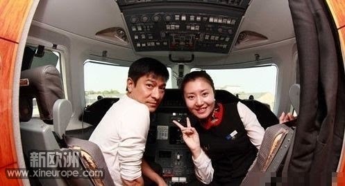 007_4d683db2fa7442f9e8ddca114f883499[1].jpg