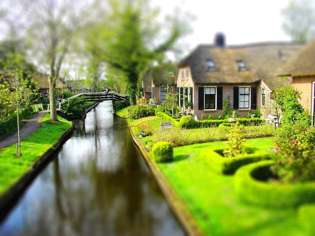 20080429-97-tiltshift.jpg