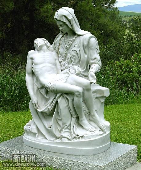 pieta05.jpg