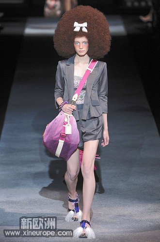 Vuitton_RS10_4069.jpg
