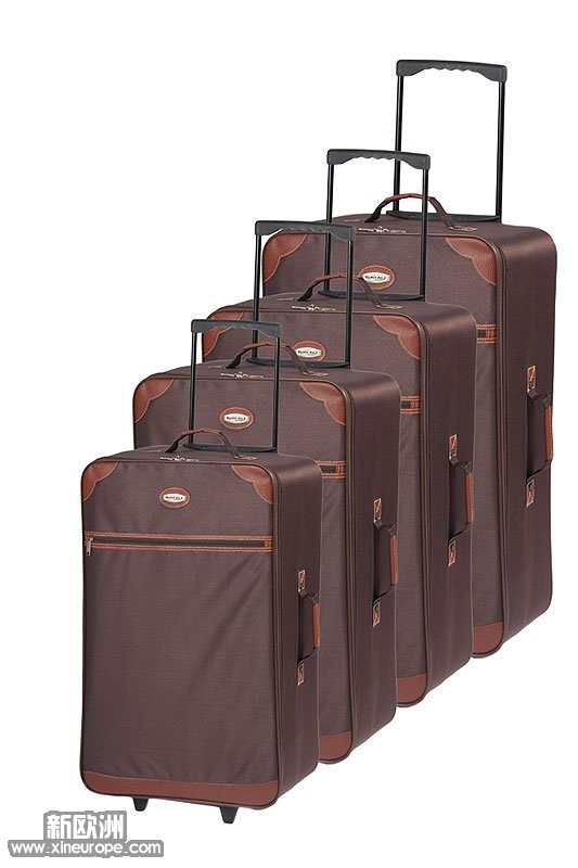 4 valises