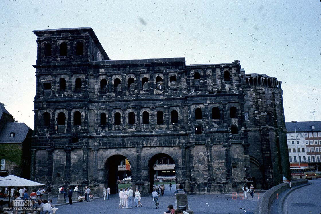 Trier Porta Nigra.jpg