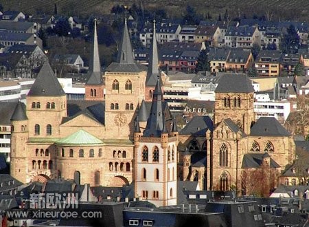 dom-trier-liebfrauenkirche.jpg