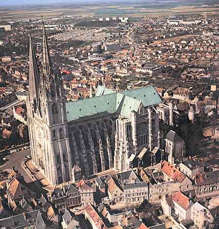 19.现在的Chartres Cathedral.jpg