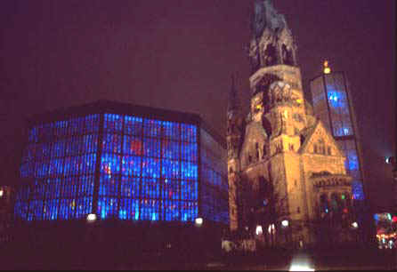 gedaechniskirche_2.jpg