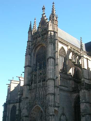 Limoges_cathedrale1.jpg