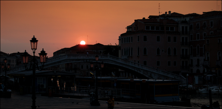 威尼斯的朝阳-小.jpg