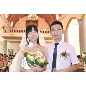 男子以“肾”相许 浪漫谎言为迎娶重病女友(图)
